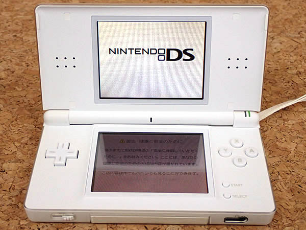 中古】任天堂 Nintendo DS Lite USG-001 クリスタルホワイト 本体 AC