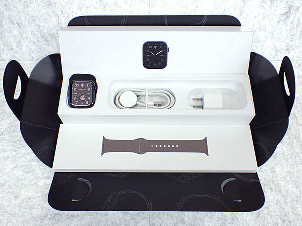 新品未開封apple watch series 5 gray 44mm