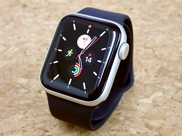 中古 良品】Apple Watch SE GPSモデル 40mm シルバーアルミニウム ...