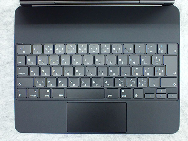 中古 美品】12.9インチ iPad Pro 第6/5/4/3世代 用 Magic Keyboard