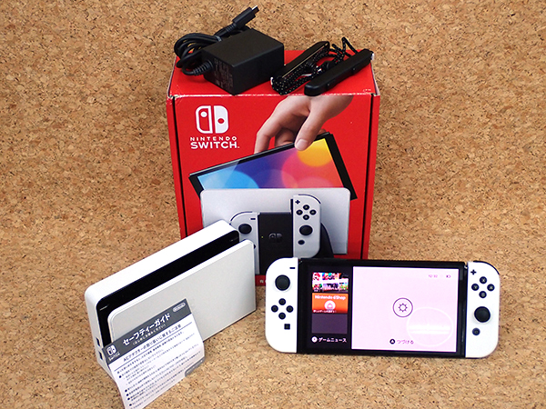 中古】任天堂 Nintendo Switch 有機ELモデル Joy-Con ホワイト HEG-S 