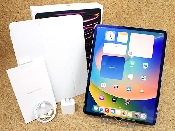 中古 美品】iPad Pro 12.9インチ 第6世代 Wi-Fi 256GB 2022年秋モデル MNXR3J/A スペースグレイ 本体 付属未使用  純正ケース付 JAN:4549995348095 / iPhone・スマホの中古販売 大阪梅田・本町｜ウルモバイル