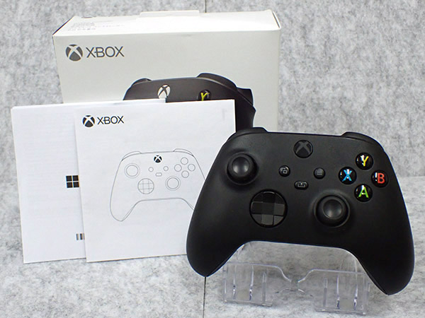 【中古 良品】マイクロソフト Xbox ワイヤレス コントローラー カーボンブラック Qat-00005 本体 Jan 